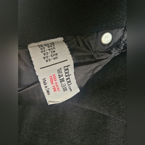 Boohoo High Waist Rip Knee Mom Jeans Women Plus Size 20 - NWT - Picture 4 of 6